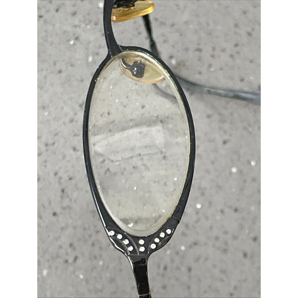 Vera Wang this frames